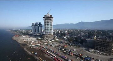 آتش‌سوزی گسترده در انبارهای رنگ‌فروشی «متل قو» پس از ساعت‌ها مهار شد