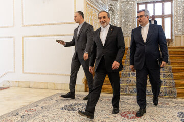 سید عباس عراقچی، وزیر امور خارجه در با دیدار بافل طالبانی، رئیس اتحادیه میهنی کردستان عراق