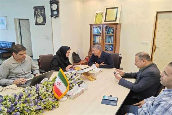 پوشش ۱۰۰ درصدی ارتباطی روستاهای بالای ۲۰ خانوار شهرستان انار
