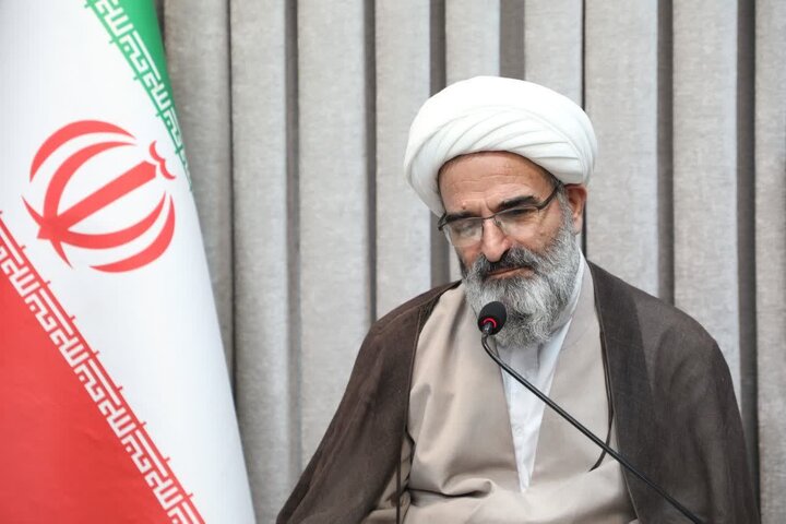 امام‌جمعه سمنان: مردم محور اصلی و بی‌بدیل اجتماعات شب‌های اقتدارند