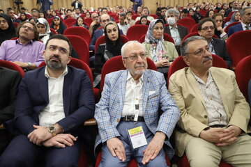 آغاز به کار بیست‌وششمین کنگره بین‌المللی پزشکی هسته‌ای - تبریز