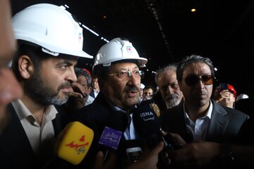 وزیر صمت: منابع تسهیلاتی بنگاه‌های بزرگ به واحدهای کوچک و متوسط اختصاص می‌یابد
