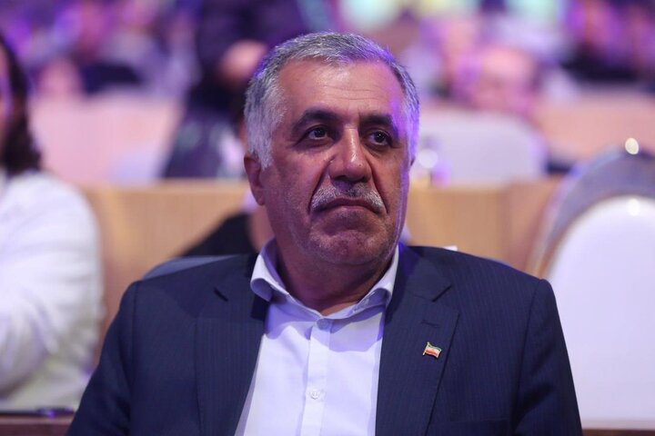 پرچم؛ روایت ایران از شاهنامه تا امروز