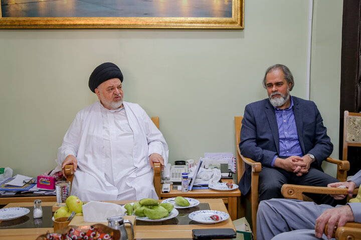 رئیس سازمان سینمایی با نماینده آیت‌الله سیستانی در قم دیدار کرد 