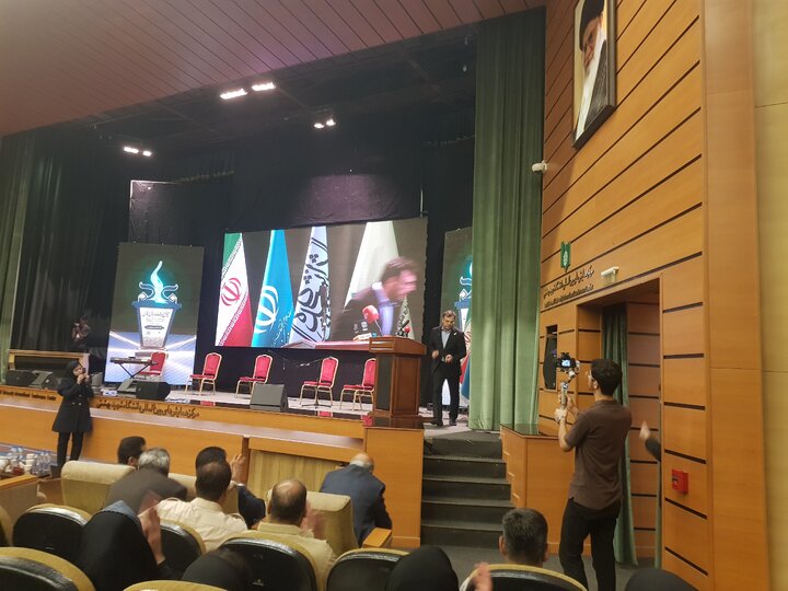 آزاداندیشی می‌تواند بخشی از درمان دردهای جامعه باشد