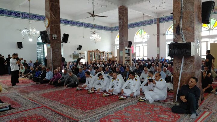 امام جمعه نوشهر: بزرگترین قدرت اقتصادی و نظامی دنیا در مقابل ایران کم آورد
