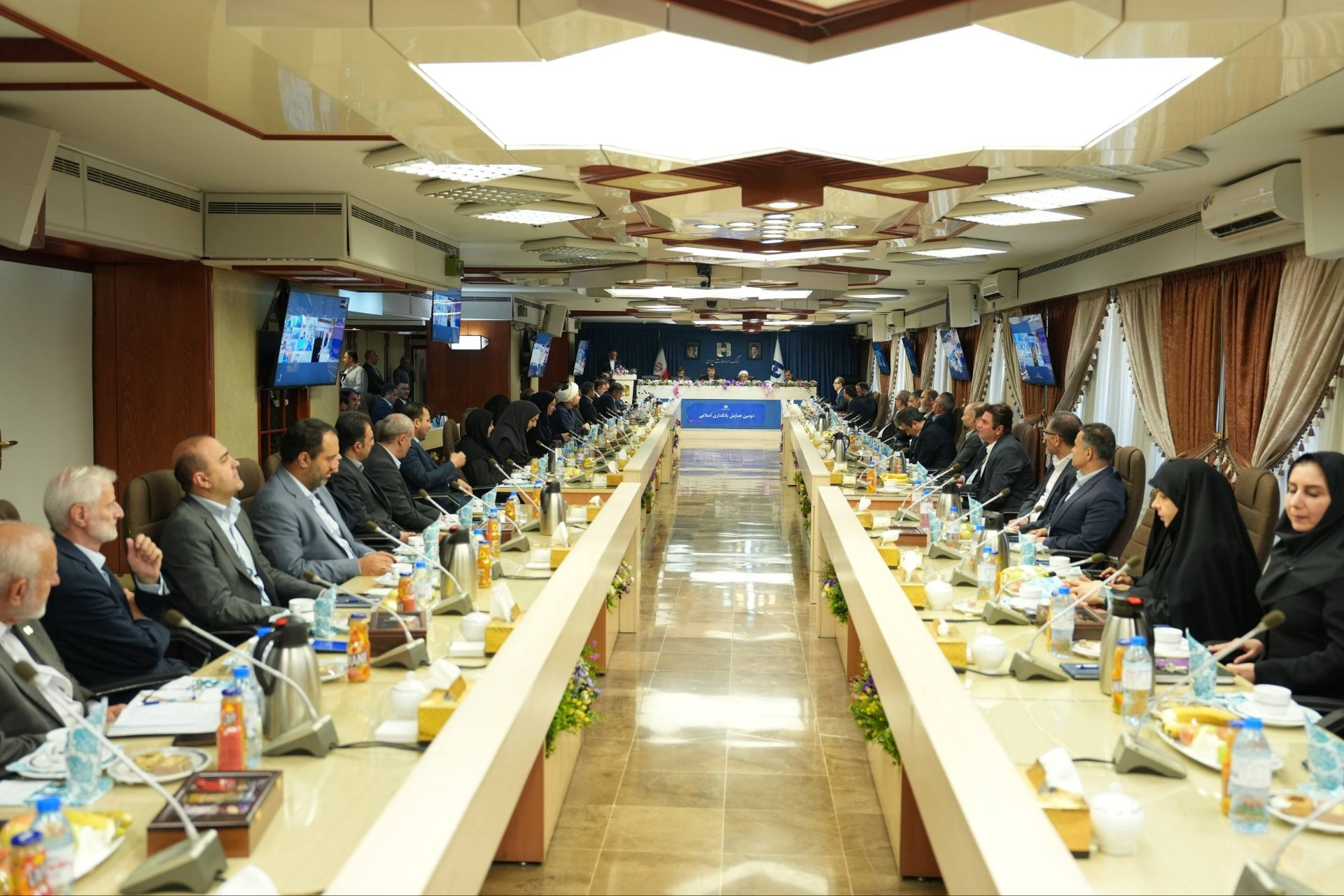 تأکید افشین خانی بر پیوند میان بانکداری اسلامی و تـأمین مالی زنجیره تولید