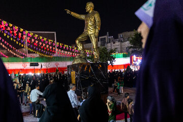 مراسم رونمایی از تندیس سردار شهید امیرعلی حاجی‌زاده