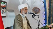 مسئولان برای حل مشکل صف‌های بنزین چاره‌اندیشی کنند