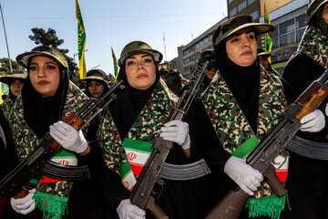 رزمایش جان‌فدایان ایران