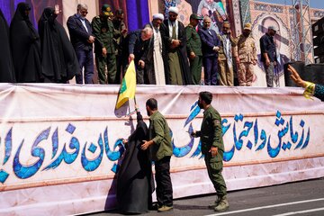 رزمایش جان‌فدایان ایران