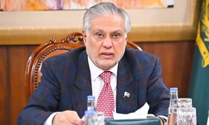 دیدار وزیر خارجه پاکستان با سفیران ترکیه و انگلیس درباره تحولات منطقه