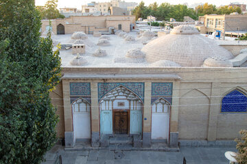 حمام علی‌قُلی‌آقا قلی آقا با وسعت 983 مترمربع در دوره حاضر تغییر کاربری داده و تبدیل به موزه مردم شناسی شده است.
