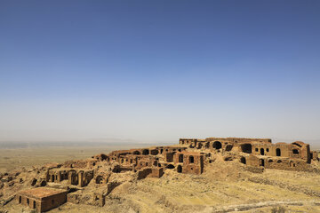 از سال ۱۳۵۶ تاکنون، این روستا بهصورت یک سایتِ متروکه باقی مانده است. عدم دستخوردگیِ این ویرانهها، گیسک را به منبعی دستاول برای مطالعه شیوههای کهنِ ساختوساز در مواجهه با توپوگرافی کوهستانی و نیز اثرات فرسایش بر سازههای خشتی تبدیل کرده است.