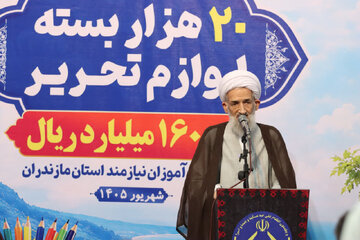 آیت‌الله لائینی: خدمت به دانش‌آموزان باید با ترویج علم، عقلانیت و اخلاق همراه باشد