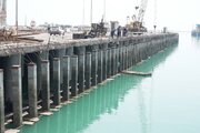 پیشرفت ۹۳ درصدی نوسازی اسکله‌های ۲۵ و ۲۶ بندر امام (ره) 