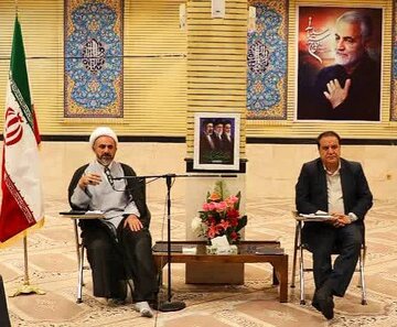 امام جمعه ایلام:ترویج فرهنگ نماز و عفاف، راهبردی کلیدی برای مقابله با جنگ نرم دشمن است