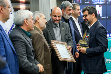 بهره‌برداری همزمان از مدارس آسیب‌دیده از جنگ رمضان