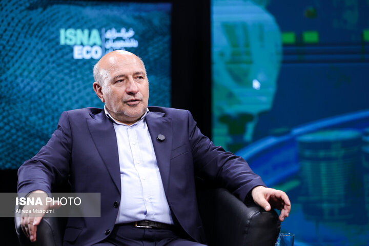 منطقه آزاد ماکو میتواند روزانه تا هزار کامیون را پذیرش کند/آخرین وضعیت راهآهن چشمهثریا