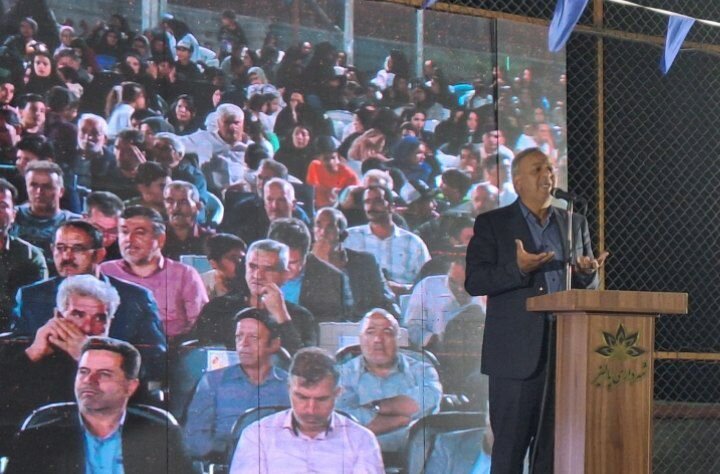 سومین جشنواره هلو و شلیل شهر پالیز  برگزار شد