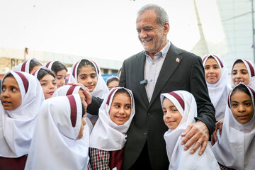 مسعود پزشکیان، رییس جمهور در آیین آغاز سال تحصیلی ۱۴۰۶-۱۴۰۵