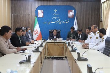 تأکید فرماندار زرند بر کاهش تصادفات و ساماندهی ترافیک همزمان با بازگشایی مدارس