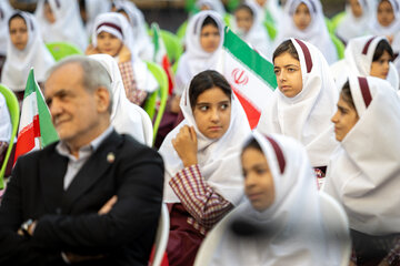 مسعود پزشکیان، رییس جمهور در آیین آغاز سال تحصیلی ۱۴۰۶-۱۴۰۵