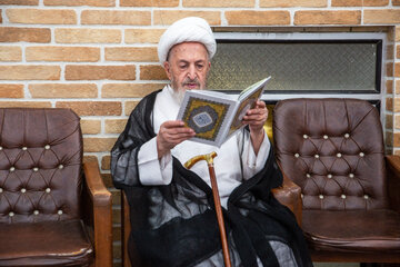 حضور آیت الله جعفر سبحانی از مراجع عظام تقلید در بیت آیت الله شبیری زنجانی - قم