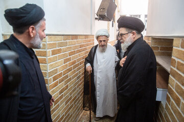 حضور آیت الله جعفر سبحانی از مراجع عظام تقلید در بیت آیت الله شبیری زنجانی - قم