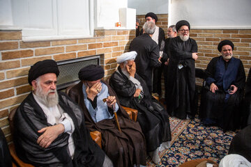 وداع با پیکر آیت الله شبیری زنجانی