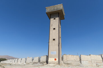 تخریب دیوار زندان‌ رجایی شهر - کرج