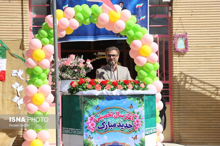 ۲۵ هزار دانش‌آموز کلاس اولی کرمانشاه راهی مدرسه شدند