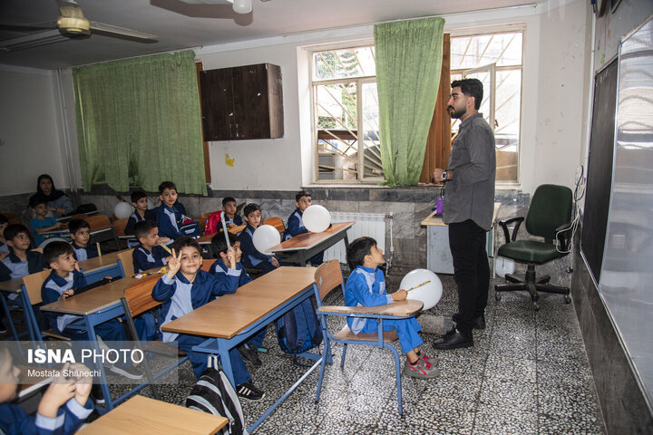نماینده خاش:جذب دانشجو معلم متناسب با نیاز مناطق کم‌برخوردار باشد