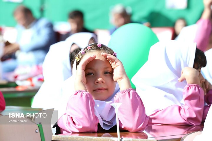 برگزاری جشن شکوفهها/ بیش از ۵۱ هزار کلاساولی وارد مدارس آذربایجان شرقی شدند