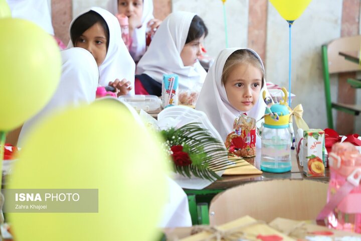 برگزاری جشن شکوفهها/ بیش از ۵۱ هزار کلاساولی وارد مدارس آذربایجان شرقی شدند