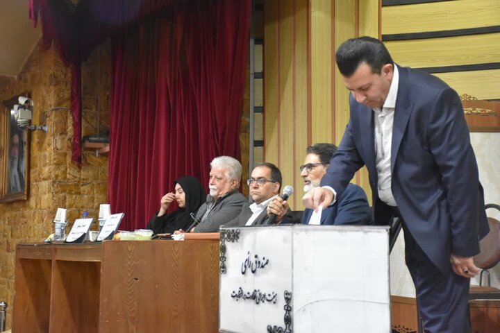 مشارکت ۲۸ هزار فعال صنفی در انتخابات اتحادیه‌های شیراز