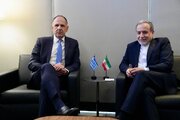 تاکید عراقچی بر توسعه همکاری‌های اقتصادی و فرهنگی تهران ـ آتن