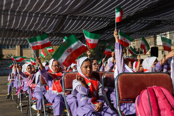 آیین مهر کریمانه به مناسبت آغاز سال تحصیلی آیین مهر کریمانه به مناسبت آغاز سال تحصیلی ۱۴۰۵ - ۱۴۰۶
