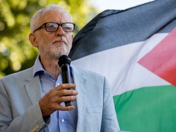 جرمی کوربین از کمک انگلیس برای بمباران یمن انتقاد کرد