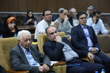 نشست خبری مدیر کل فرهنگ و ارشاد اسلامی آذربایجان شرقی