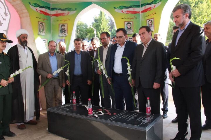 امروز دشمن با جنگهای فرهنگی، رسانهای و اقتصادی دنبال آسیبزدن به انقلاب است