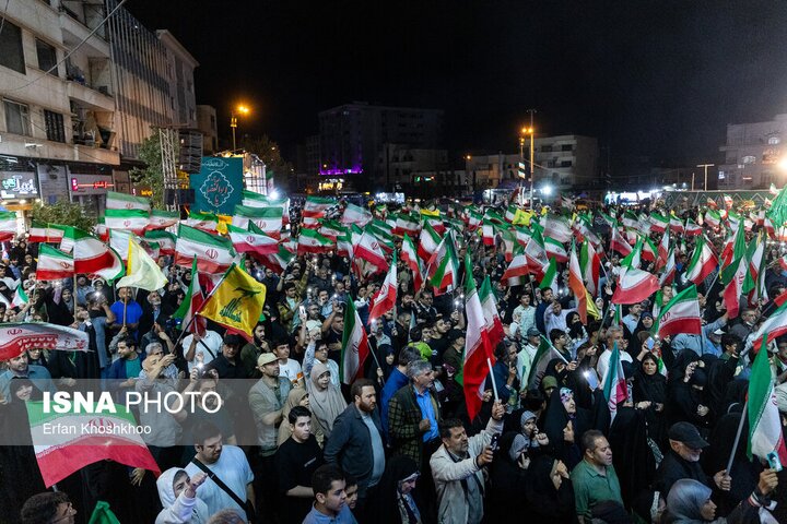 مجلس خبرگان: استمرار حضور مردم در صحنه خیابان تا حصول پیروزی ضرورتی انکار ناپذیر است