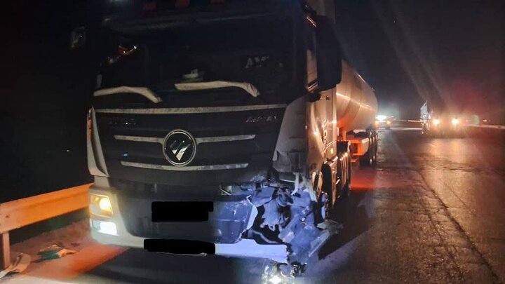برخورد پراید با تریلر حمل گاز مایع در ورامین ۳ مصدوم بر جا گذاشت