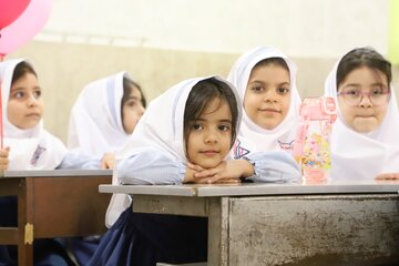 اجرای نظام دوری در ۳۴ مدرسه ابتدایی کرمانشاه