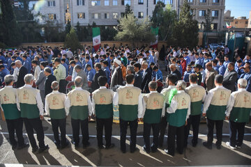 آیین نواختن زنگ مهر در دبیرستان رفاه - سمنان