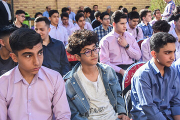 آیین نواختن زنگ مهر در دبیرستان رفاه - سمنان