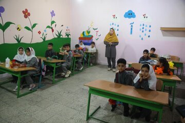 آیین نواختن زنگ مهر در مدرسه شهید محمدی زیراب-سوادکوه