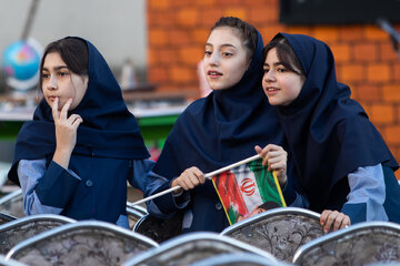 آیین آغاز سال تحصیلی ۱۴۰۵ با حضور محمدرضا عارف،‌ معاون اول رئيس جمهور