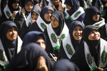آیین نواختن زنگ مهر در حرم مطهر رضوی - مشهد