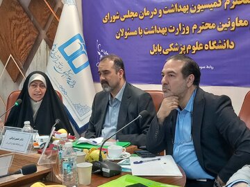 بازگشت پوشش بیمه‌ای روستاییان و بازسازی خانه‌های بهداشت فرسوده